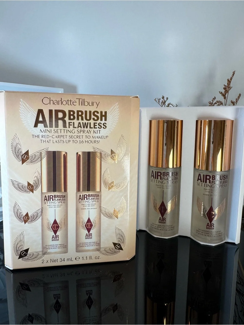 Charlotte Tilbury Airbrush Flawless Mini Setting Spray Kit